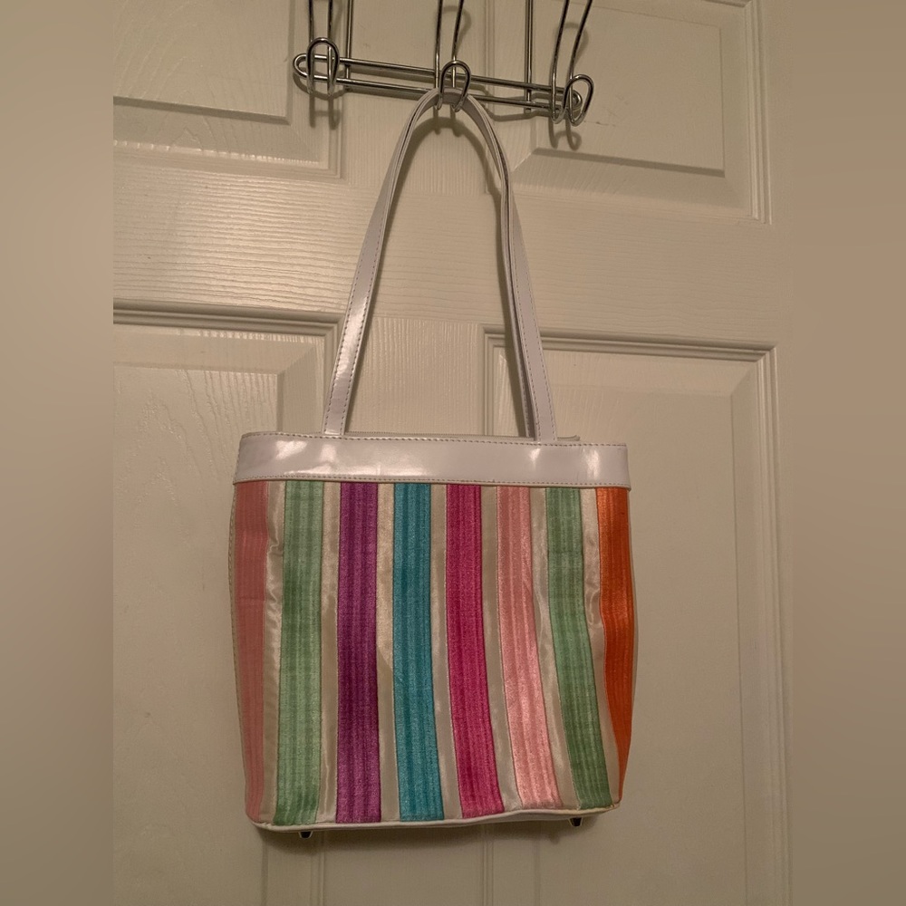 Fun rainbow and white bag👜🌈
